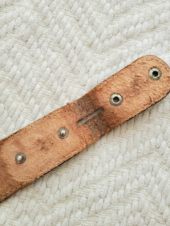 Vintage Tooled Leather Western Floral Belt - Picture 8 of 10